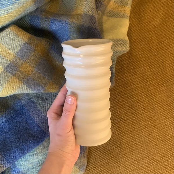 carafe pichet poterie minimaliste